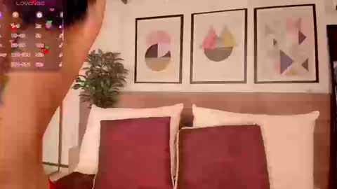 Luna Ruso  online show from January 9, 8:21 pm