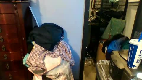 Snapshot of lunasecretadmirer chatting on February 9, 8:57 pm lunasecretadmirer online show from February 9, 8:57 pm