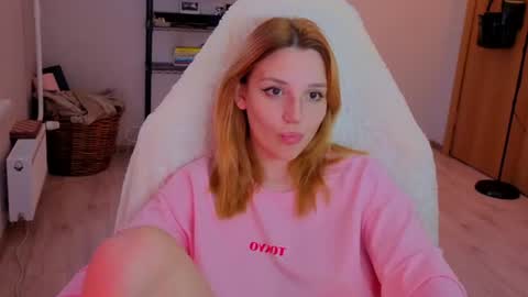 Kate online show from July 28, 2:13 pm