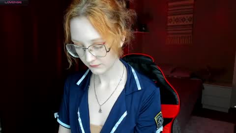 Snapshot of lunaterry chatting on June 4, 7:47 am lunaterry online show from June 4, 7:47 am