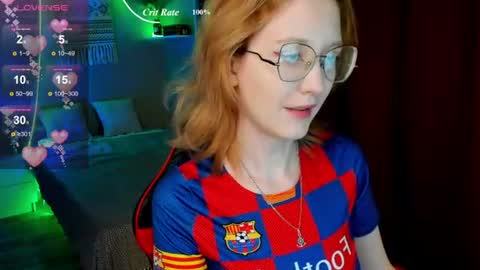 Snapshot of lunaterry chatting on June 18, 9:14 am lunaterry online show from June 18, 9:14 am