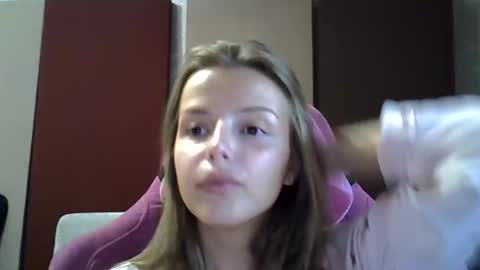 Snapshot of lunav7 chatting on September 30, 6:24 pm Luna  online show from September 30, 6:24 pm