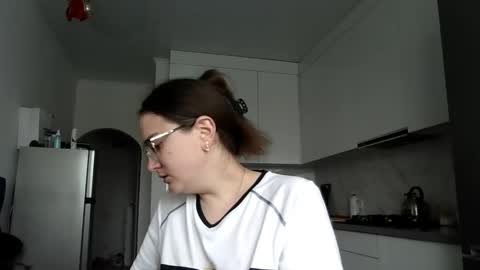 Snapshot of lunavelvet3 chatting on October 28, 11:25 am lunavelvet3 online show from October 28, 11:25 am