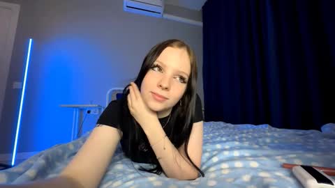 Lunavoyce online show from November 8, 2:50 pm