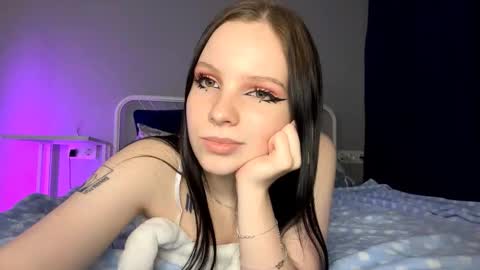 Lunavoyce online show from November 10, 3:00 pm