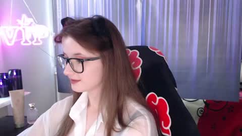 Snapshot of lunaxcherry chatting on June 25, 5:06 pm LunaXcherry online show from June 25, 5:06 pm