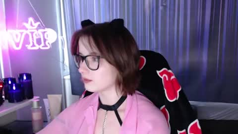 Snapshot of lunaxcherry chatting on July 13, 5:38 pm LunaXcherry online show from July 13, 5:38 pm