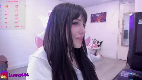   online show from July 21, 7:49 pm