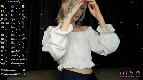 lunessy online show from March 10, 7:41 pm