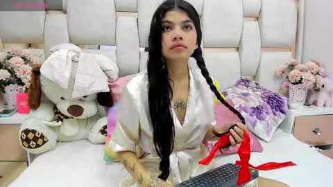 lunita57 online show from September 12, 9:53 am