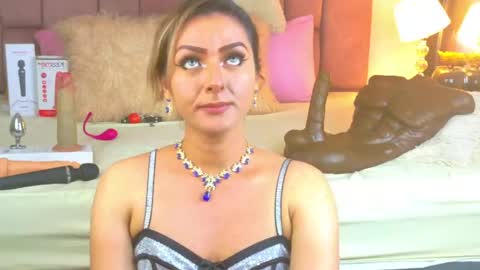 Snapshot of lunitadiva chatting on May 25, 3:40 pm lunitadiva online show from May 25, 3:40 pm