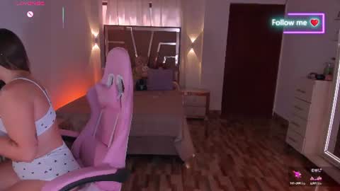 LUNA ROSE online show from July 7, 3:49 pm