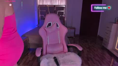 LUNA ROSE online show from July 10, 6:21 pm