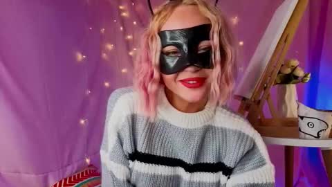 Snapshot of lunvision chatting on March 29, 3:34 pm My name Lun online show from March 29, 3:34 pm