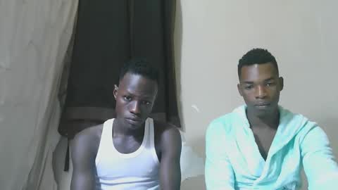 luoislove online show from December 5, 5:05 am