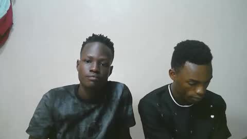 luoislove online show from February 3, 7:52 pm