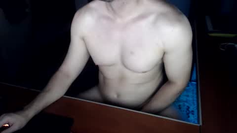 Snapshot of luquitass_85 chatting on June 9, 2:23 am Lucas online show from June 9, 2:23 am
