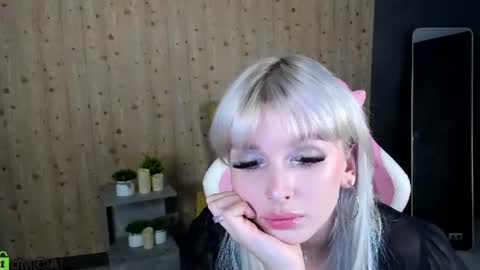 Lura-Lust online show from July 20, 4:27 am