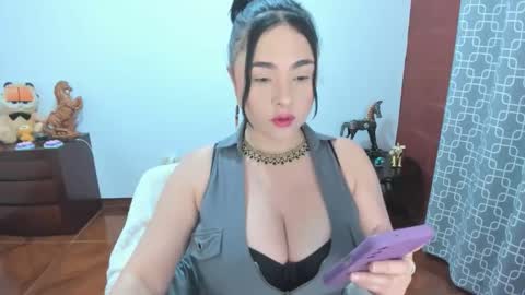 PAULINA online show from April 13, 8:03 pm