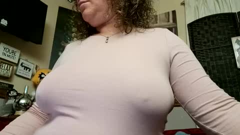.Clarissa. Follow me on Instagram   miss buns  online show from February 25, 3:20 am