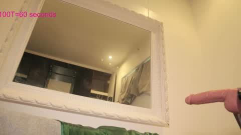 Snapshot of lusciouslipsxx chatting on October 13, 6:02 am lusciouslipsxx online show from October 13, 6:02 am