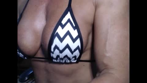 lusexyhot online show from January 31, 4:14 am