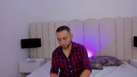 Lushian And Luna online show from June 30, 3:57 pm
