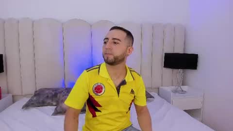 Lushian And Luna online show from July 3, 4:24 pm