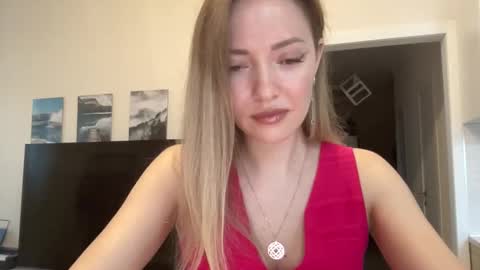 lusiluv online show from October 2, 2:24 pm