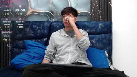 Snapshot of lust_demian chatting on February 18, 12:01 pm lust_demian online show from February 18, 12:01 pm