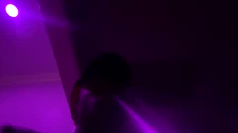 Snapshot of lust_j chatting on February 2, 2:10 am LUST online show from February 2, 2:10 am