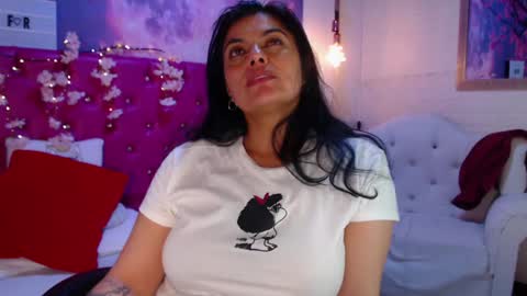 Angela 3 online show from December 17, 10:22 pm