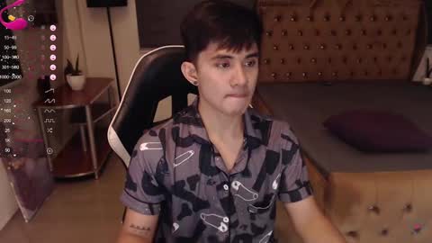 Snapshot of lustdesirex19 chatting on January 15, 12:58 pm David online show from January 15, 12:58 pm