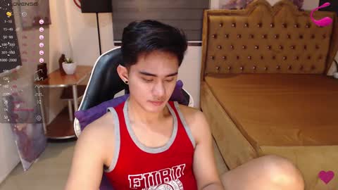 Snapshot of lustdesirex19 chatting on February 4, 2:32 pm David online show from February 4, 2:32 pm