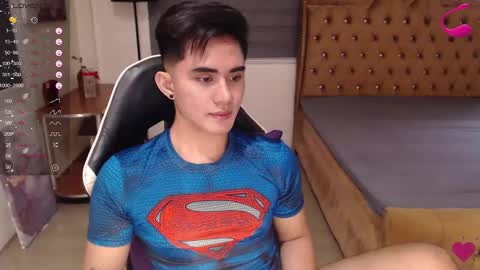 Snapshot of lustdesirex19 chatting on February 16, 5:04 am David online show from February 16, 5:04 am