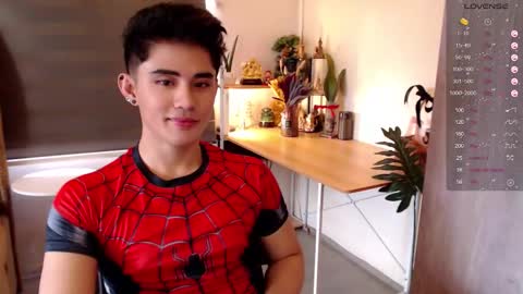 Snapshot of lustdesirex19 chatting on December 2, 6:52 am David online show from December 2, 6:52 am