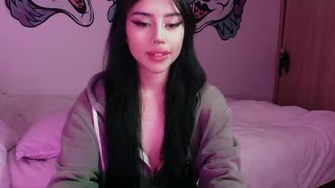 Snapshot of lustful_aprilx chatting on December 5, 2:31 am Valerie April online show from December 5, 2:31 am