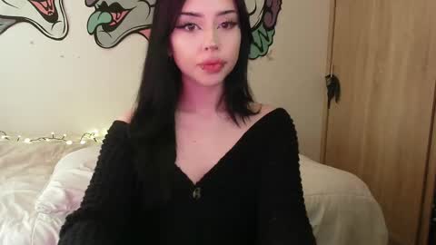 Snapshot of lustful_aprilx chatting on December 29, 6:38 pm Valerie April online show from December 29, 6:38 pm