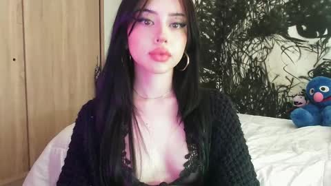 Snapshot of lustful_aprilx chatting on March 8, 6:58 pm Valerie April online show from March 8, 6:58 pm