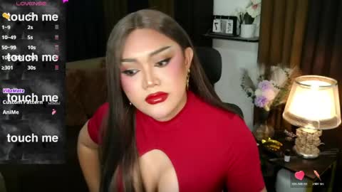 Snapshot of lustful_sasha chatting on June 8, 1:28 am Sasha online show from June 8, 1:28 am