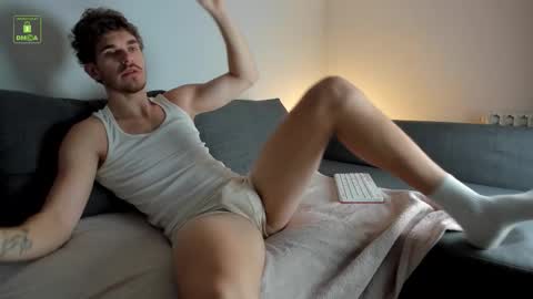 lustfullooking online show from November 7, 6:02 am