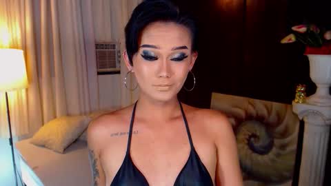 Snapshot of lustfulltrans chatting on March 29, 2:50 pm AdriannaFowks online show from March 29, 2:50 pm