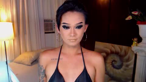 Snapshot of lustfulltrans chatting on March 31, 3:34 pm AdriannaFowks online show from March 31, 3:34 pm