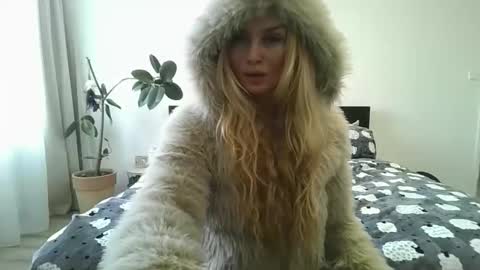 Snapshot of lustlnbalancevh chatting on November 13, 10:25 am lustlnbalancevh online show from November 13, 10:25 am