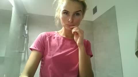 Snapshot of lustlnbalancevh chatting on November 21, 7:18 am lustlnbalancevh online show from November 21, 7:18 am