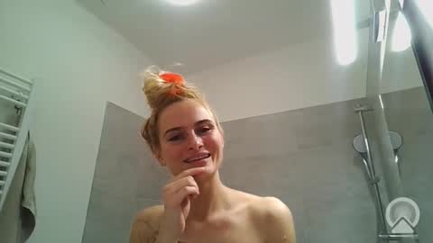 Snapshot of lustlnbalancevh chatting on November 28, 9:39 pm lustlnbalancevh online show from November 28, 9:39 pm