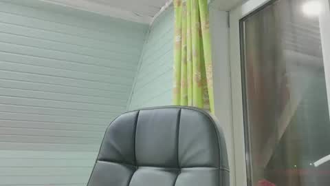 Snapshot of lustlovejoy chatting on April 4, 7:11 pm lustlovejoy online show from April 4, 7:11 pm