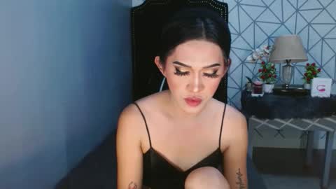 Snapshot of lustress_katalina69 chatting on April 5, 2:31 am lustress_katalina69 online show from April 5, 2:31 am
