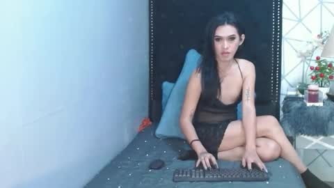 Snapshot of lustress_katalina69 chatting on April 14, 6:41 am lustress_katalina69 online show from April 14, 6:41 am
