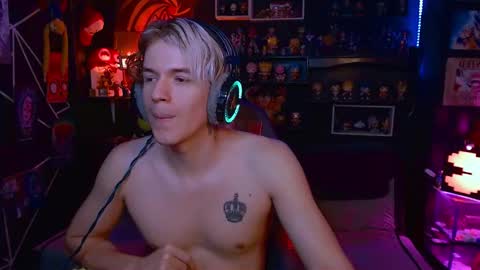 lustymatt online show from October 17, 6:38 am